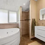 Alfwin - 300m From The Sea By Interhome *