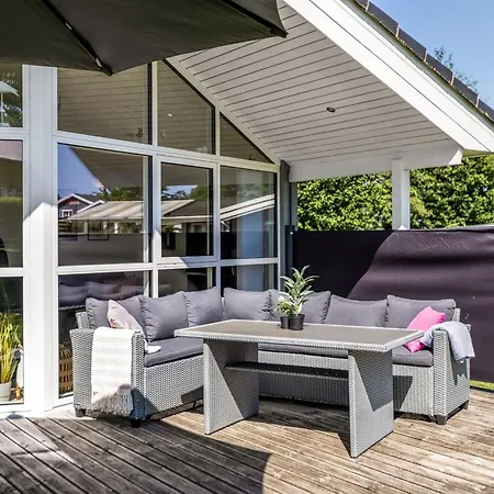 Alfwin - 300m From The Sea By Interhome